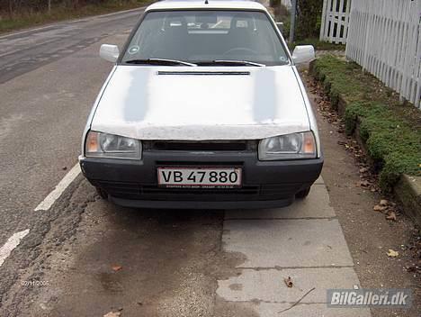 Skoda Favorit - SOLGT.. - Da jeg var igang med at lave badboy... er blevet færdig med det nu, har bare ikk fået taget nye billeder af det... billede 3