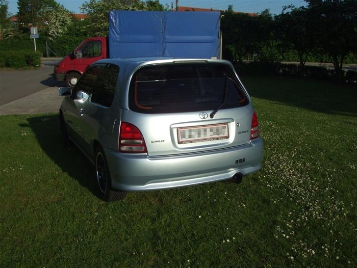 Toyota Starlet Glanza V SOLGT billede 6