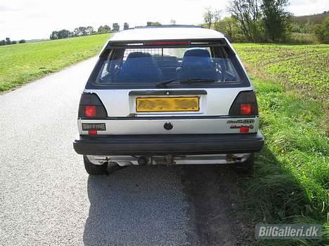 VW Golf II GTD Solgt - Sådan så den ud da jeg købte den. billede 4