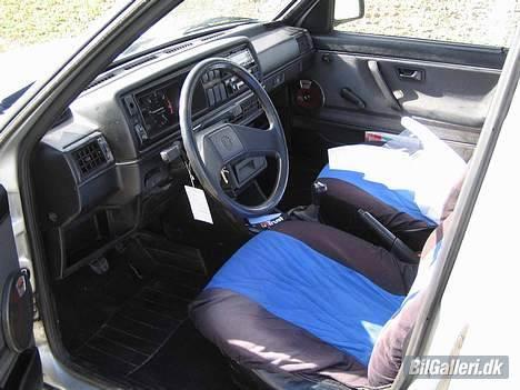 VW Golf II GTD Solgt - Den "fine" kabine.... billede 5