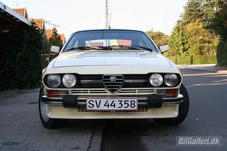 Alfa Romeo GTV Solgt billede 4