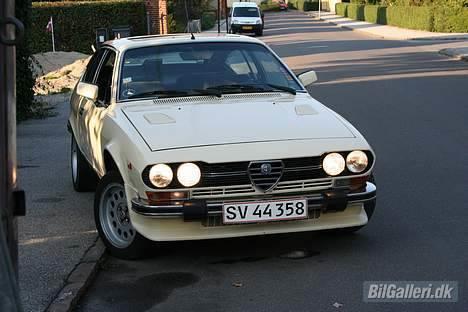 Alfa Romeo GTV Solgt billede 9