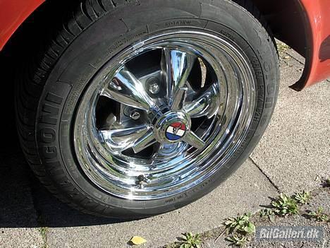 Amerikaner Ford Mustang  - Kun 14" men de klær hende billede 20