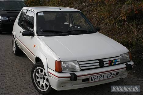 Peugeot 205 1.3 Rallye billede 1