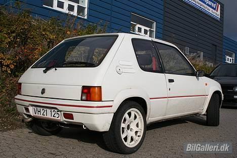 Peugeot 205 1.3 Rallye billede 3
