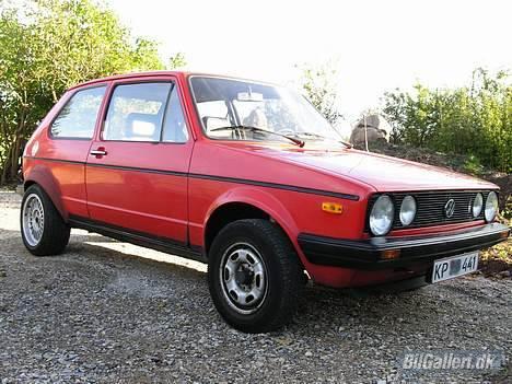 VW Golf 1 SOLGT billede 1