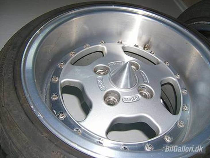 Opel            Kadett c solgt - De nye fælge til Kadett´en 8*14" med spikes..! billede 1