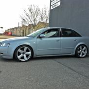 Audi A4 b6 limo