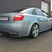 Audi A4 b6 limo