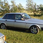 Volvo 240