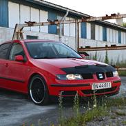 Seat Toledo 1,9TDi totalskadet