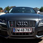 Audi A5 3,2 FSI Coupe 