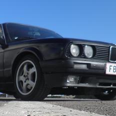 BMW E30 320i Coupé