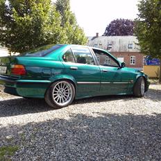 BMW E36 325
