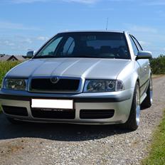Skoda Octavia 1,9 TDi 110hk Elegance 5d