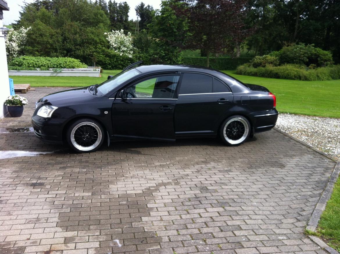 Toyota Avensis ( solgt ) billede 4
