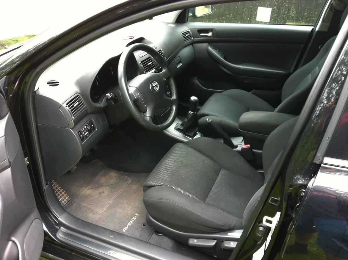 Toyota Avensis ( solgt ) billede 6