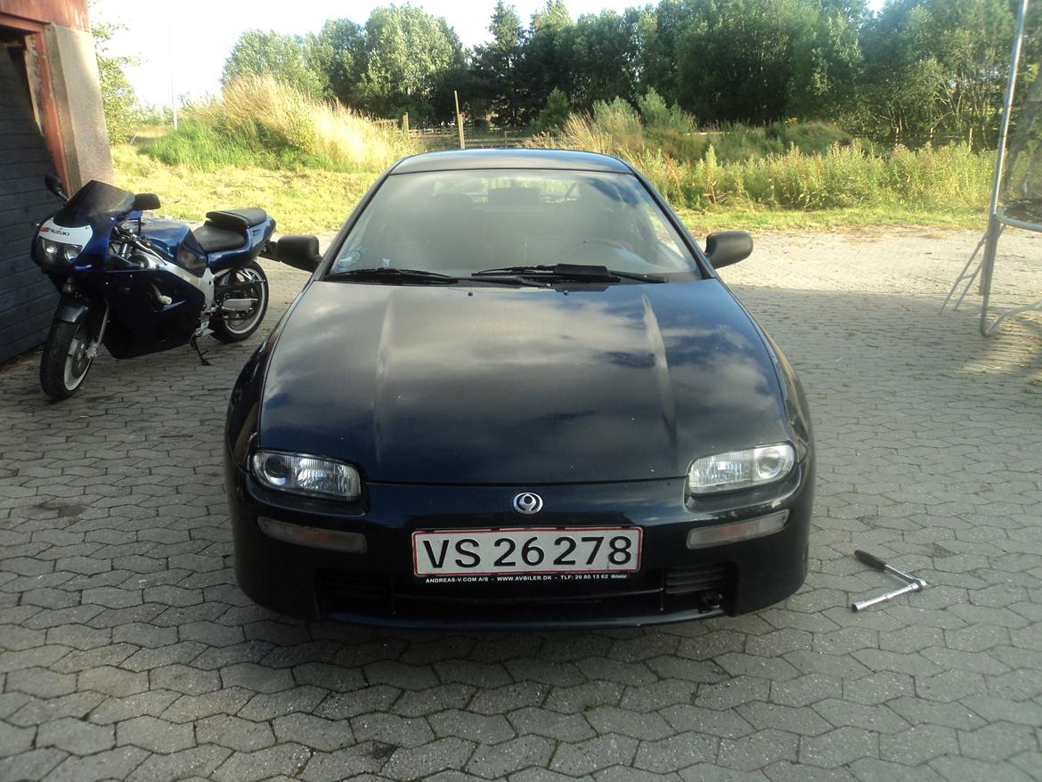 Mazda 323F 1,5 16v GLX (SOLGT) billede 15