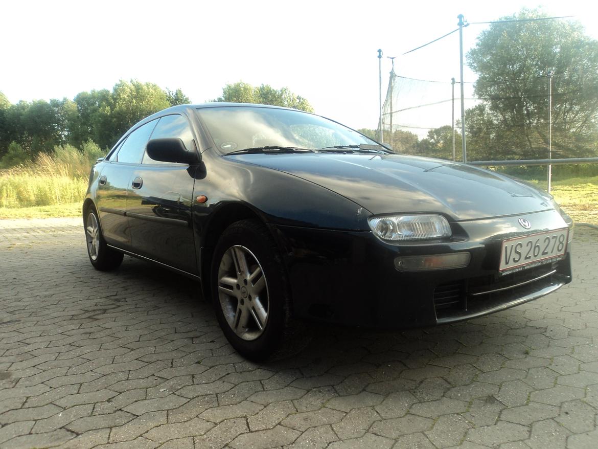 Mazda 323F 1,5 16v GLX (SOLGT) billede 19