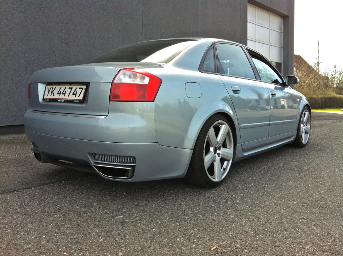 Audi A4 b6 limo billede 5