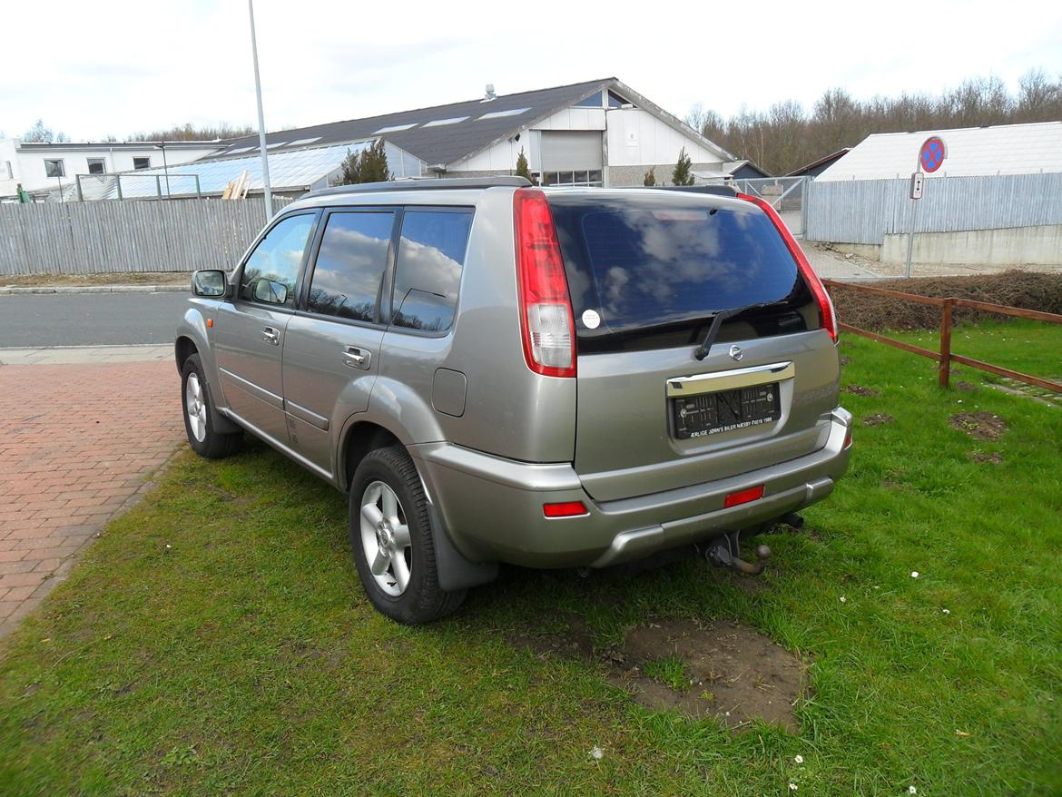 Nissan x-trail 2.5 billede 5