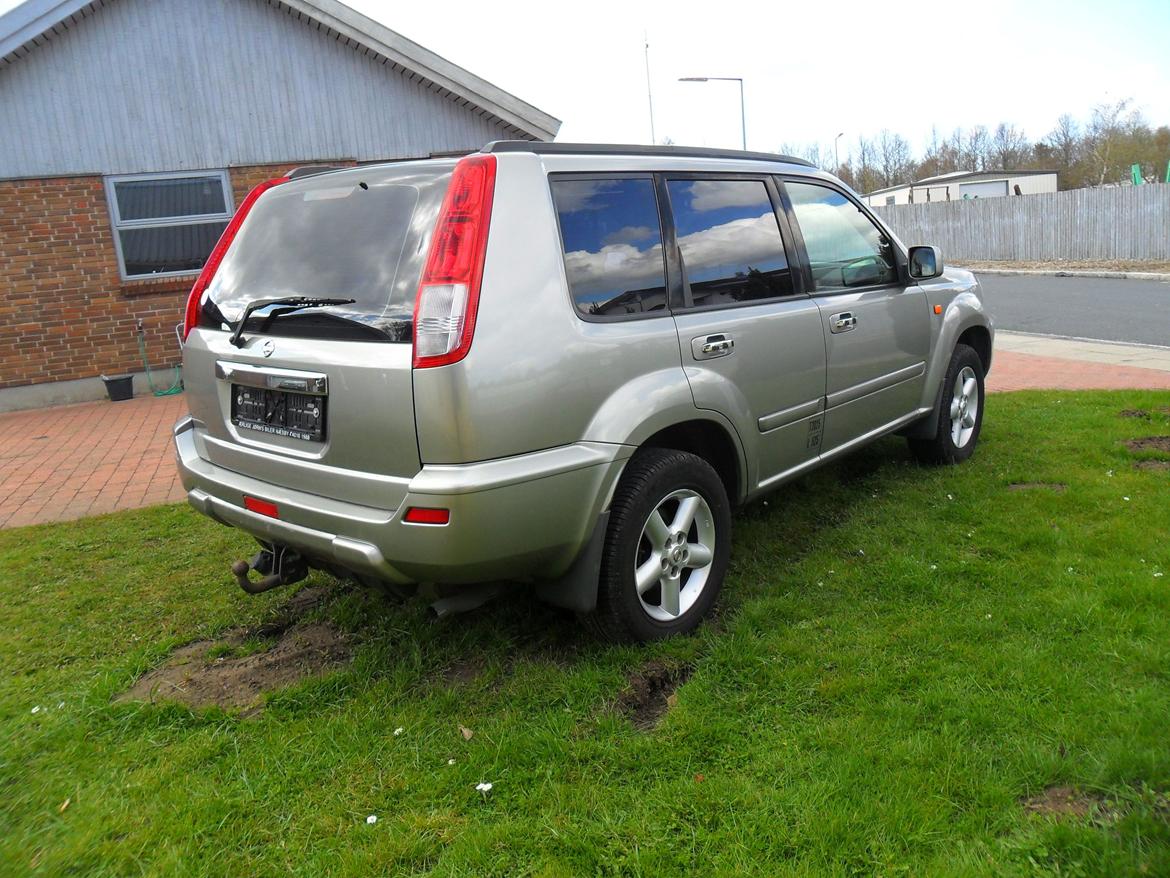 Nissan x-trail 2.5 billede 7