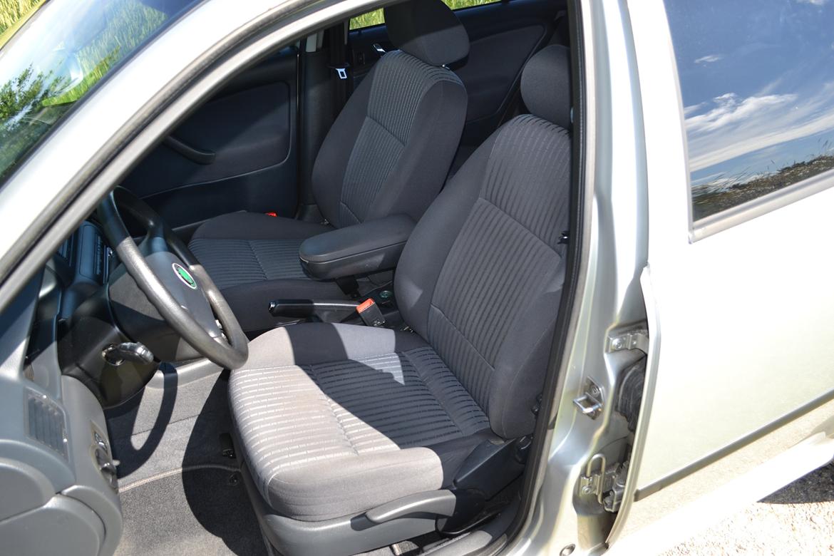 Skoda Octavia 1,9 TDi 110hk Elegance 5d billede 9