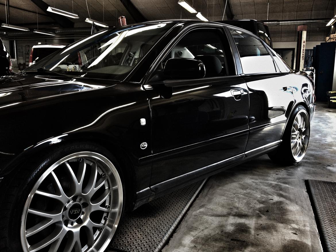 Audi A4 1,8T quattro. Solgt billede 10