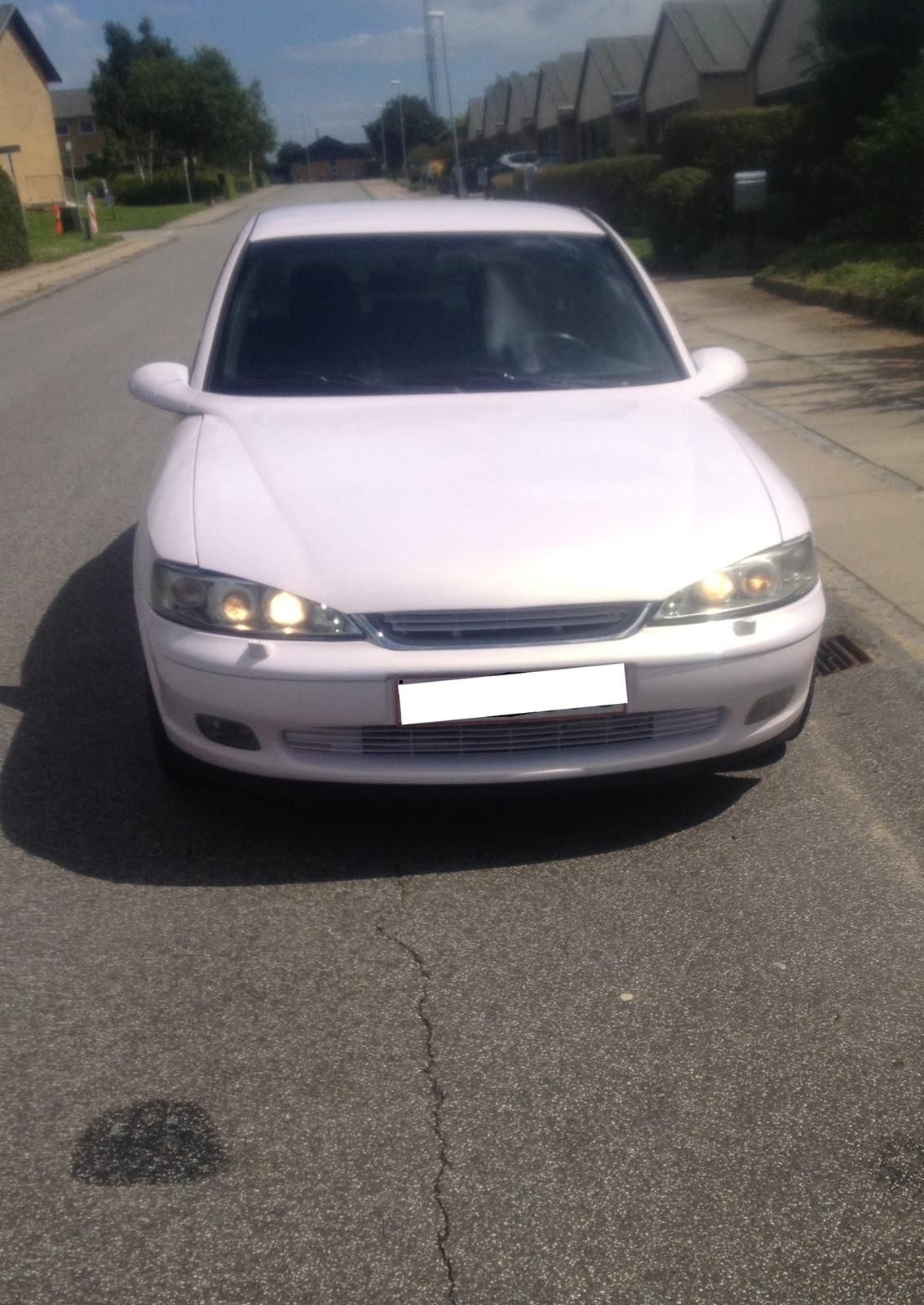 Opel vectra 1.8 16v billede 10