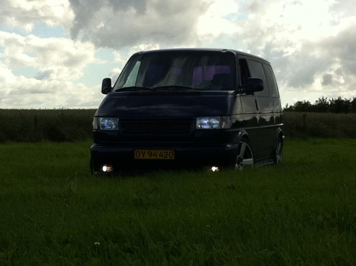 VW Transporter 2,5 TDI billede 2