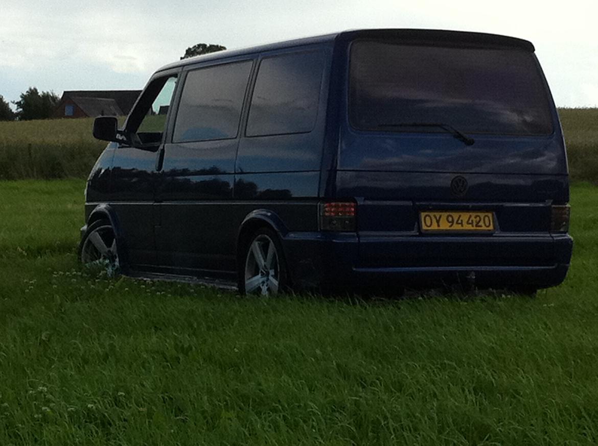 VW Transporter 2,5 TDI billede 6