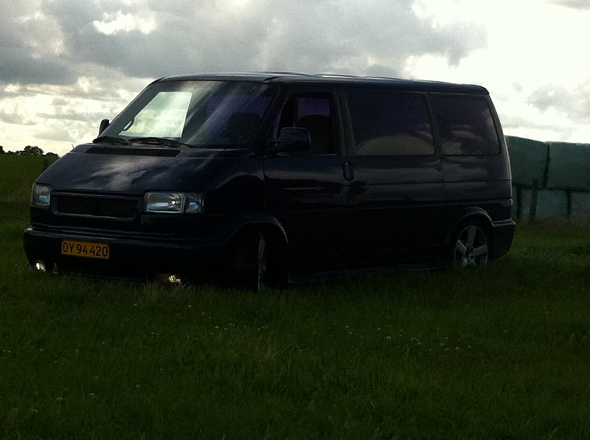 VW Transporter 2,5 TDI billede 8