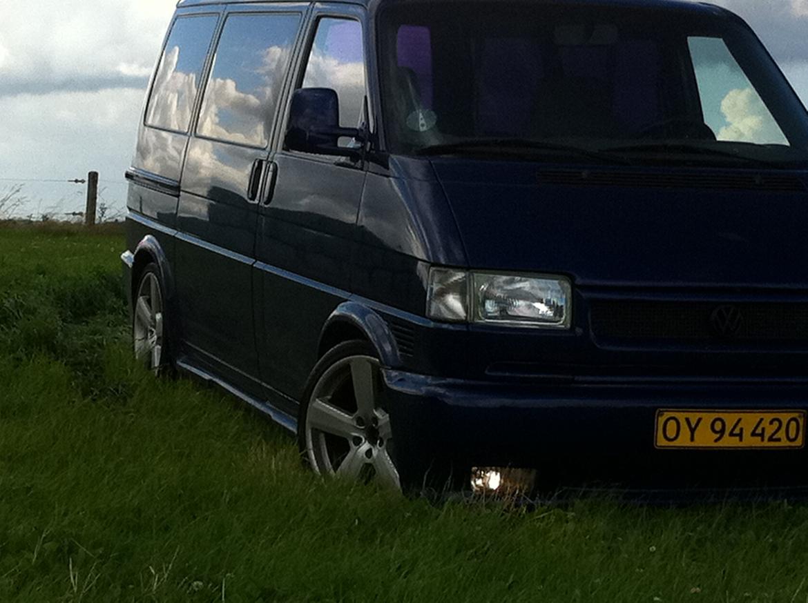 VW Transporter 2,5 TDI billede 9