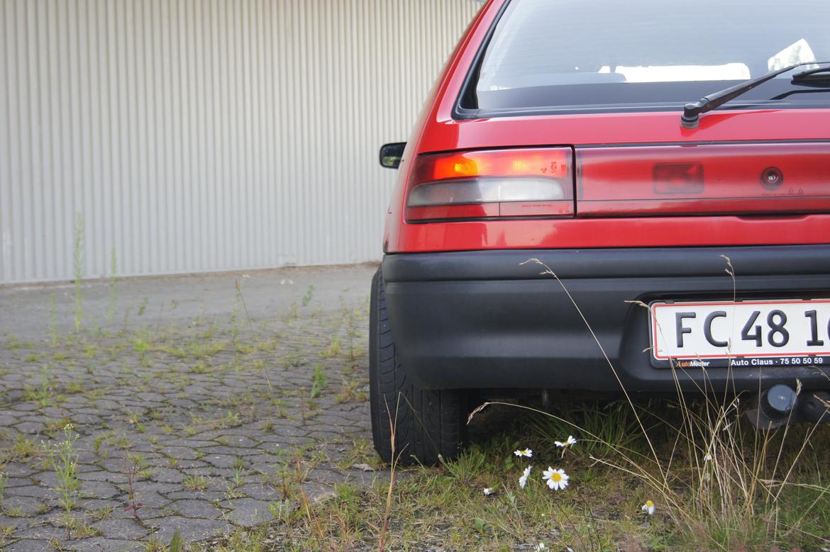 Mazda 323 bg 1.3 billede 5