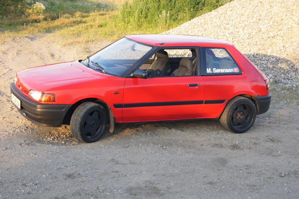 Mazda 323 bg 1.3 billede 7
