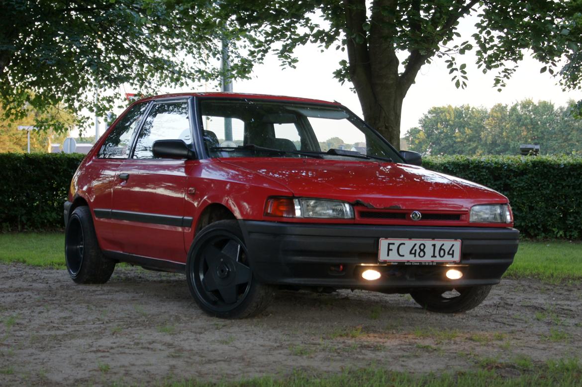 Mazda 323 bg 1.3 billede 13