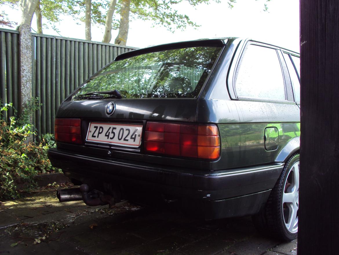 BMW 320i Touring billede 3