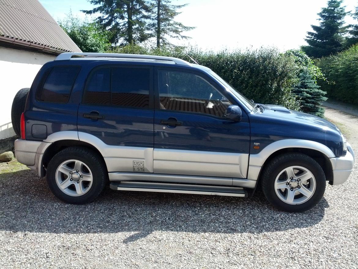 Suzuki grand vitara billede 3