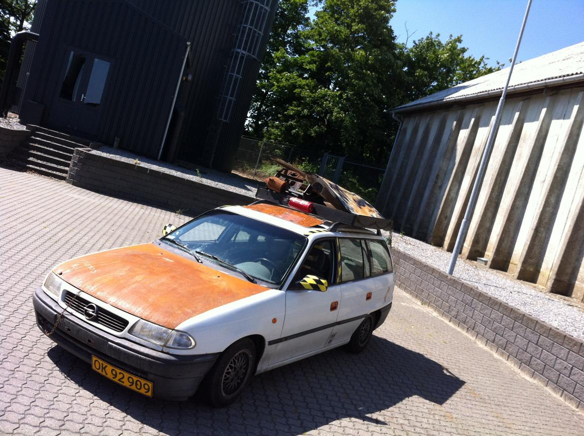 Opel Astra F st.car >>LOWRIDE << billede 1