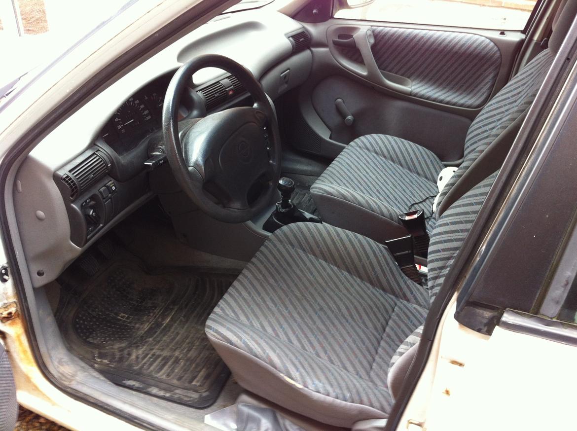 Opel Astra F st.car >>LOWRIDE << billede 15