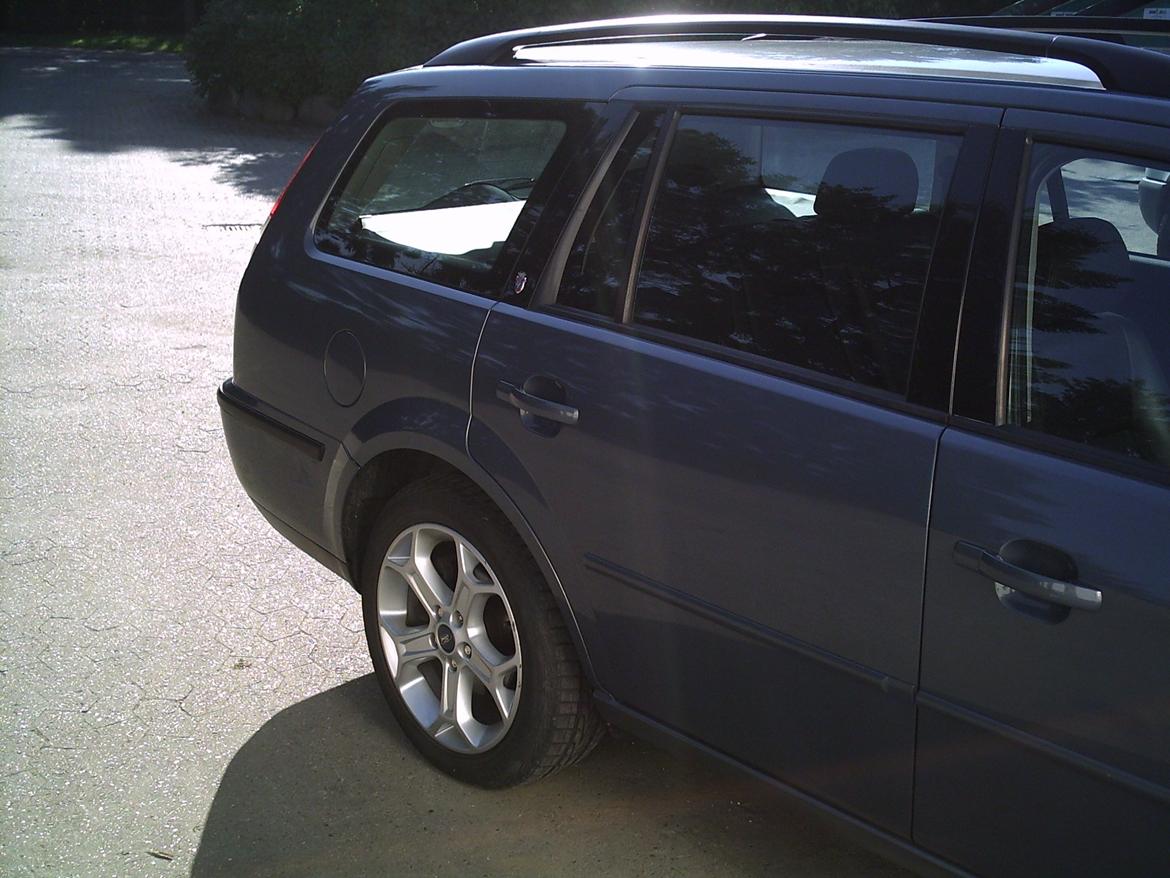 Ford Mondeo Ghia Stc. Solgt billede 2