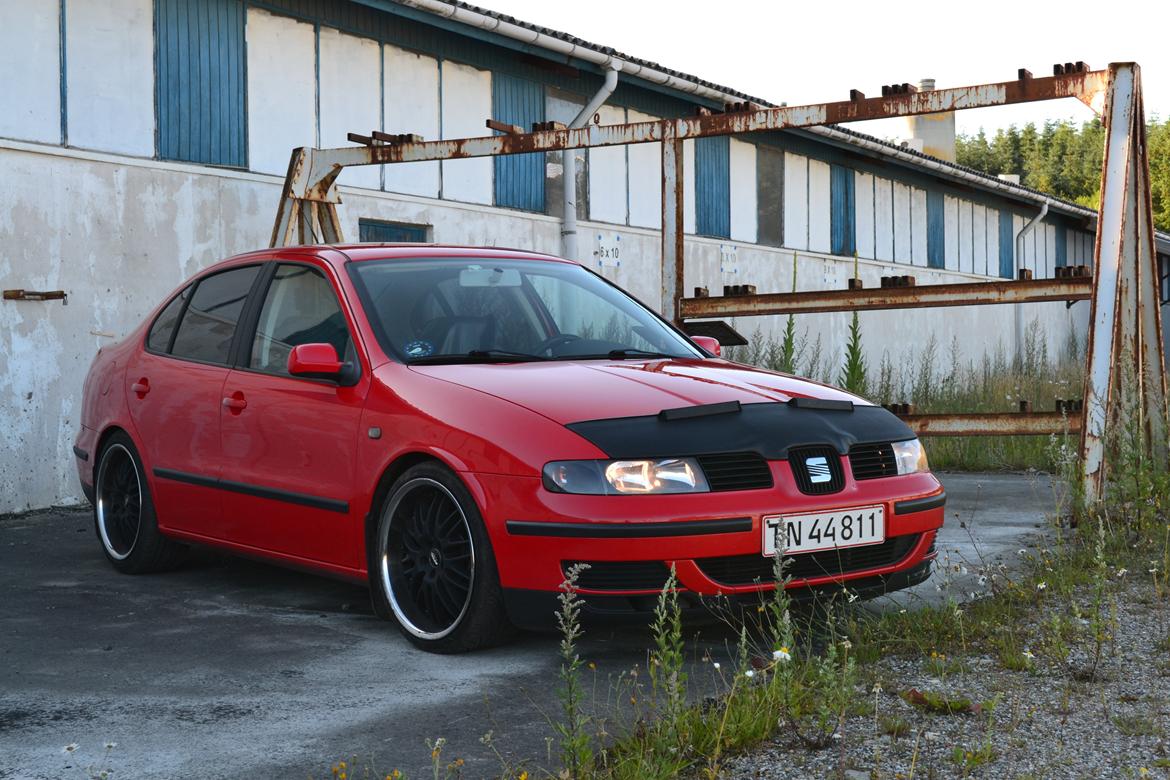Seat Toledo 1,9TDi totalskadet billede 1