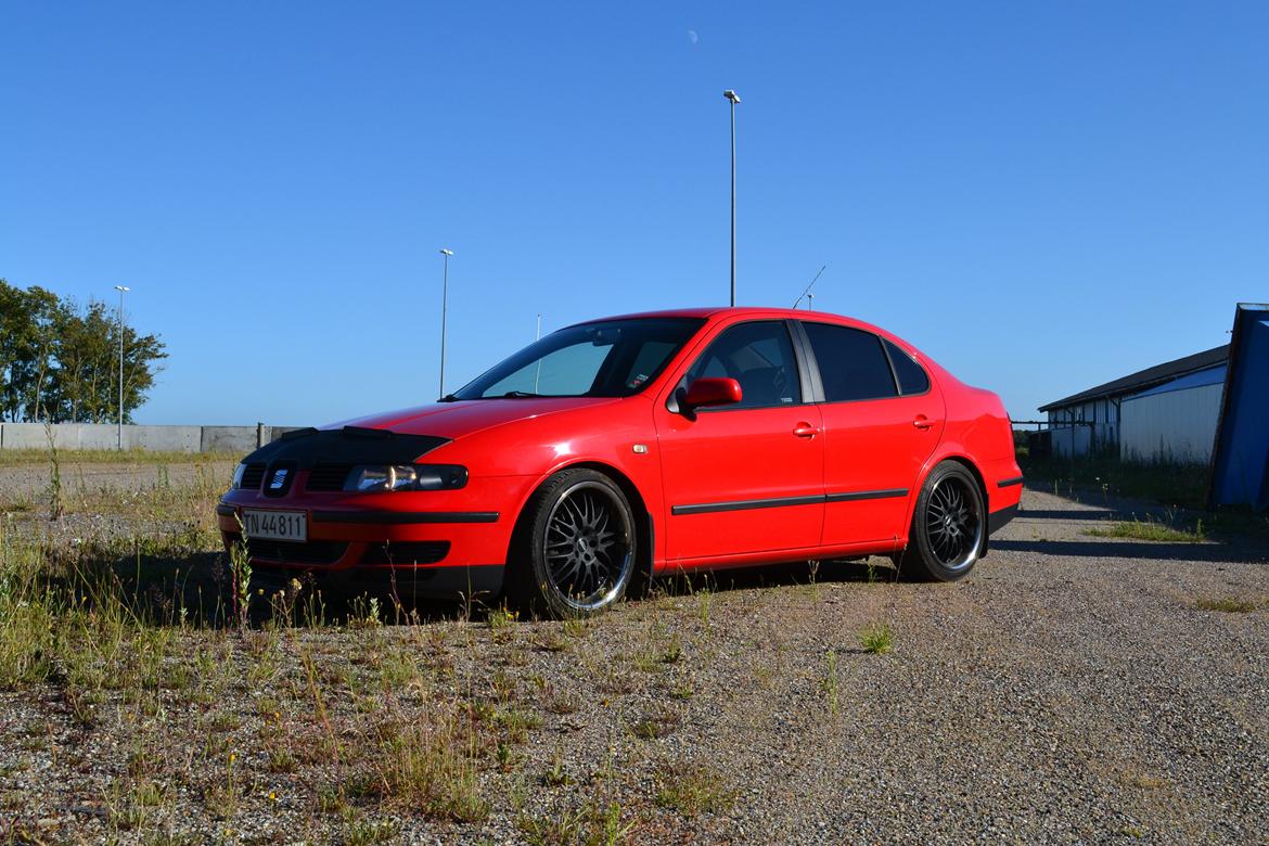 Seat Toledo 1,9TDi totalskadet billede 3
