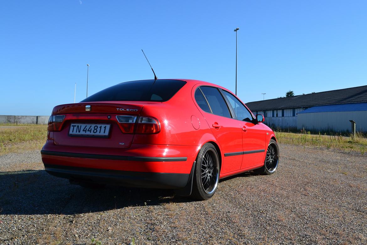 Seat Toledo 1,9TDi totalskadet billede 6