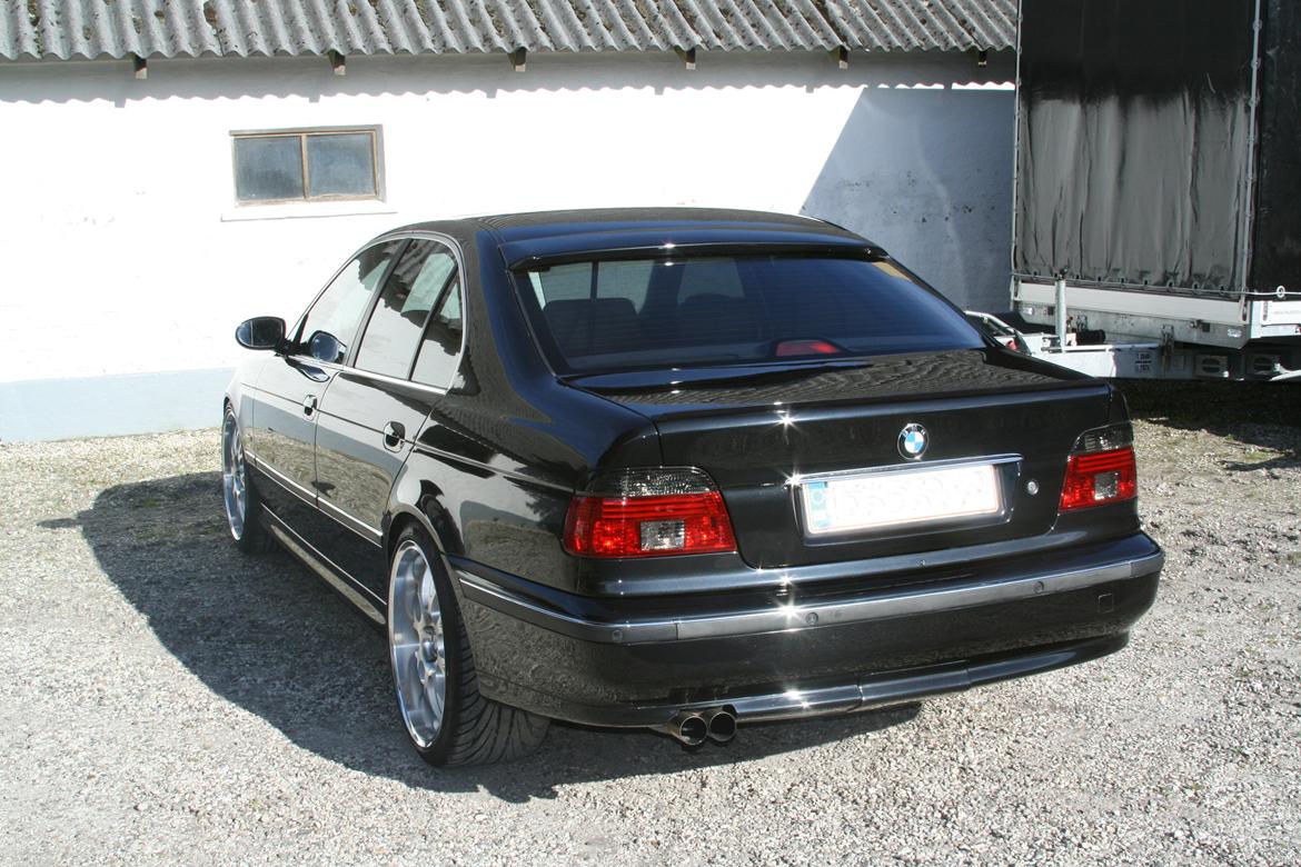 BMW e39 528i SOLGT billede 11