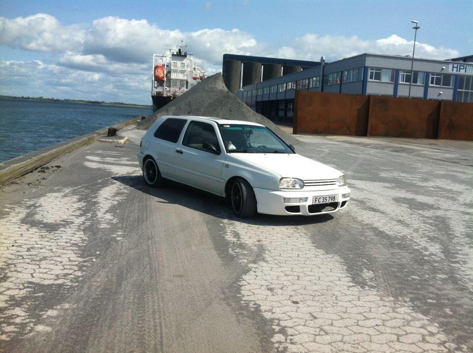 VW GOLF 3 1,8CL billede 1