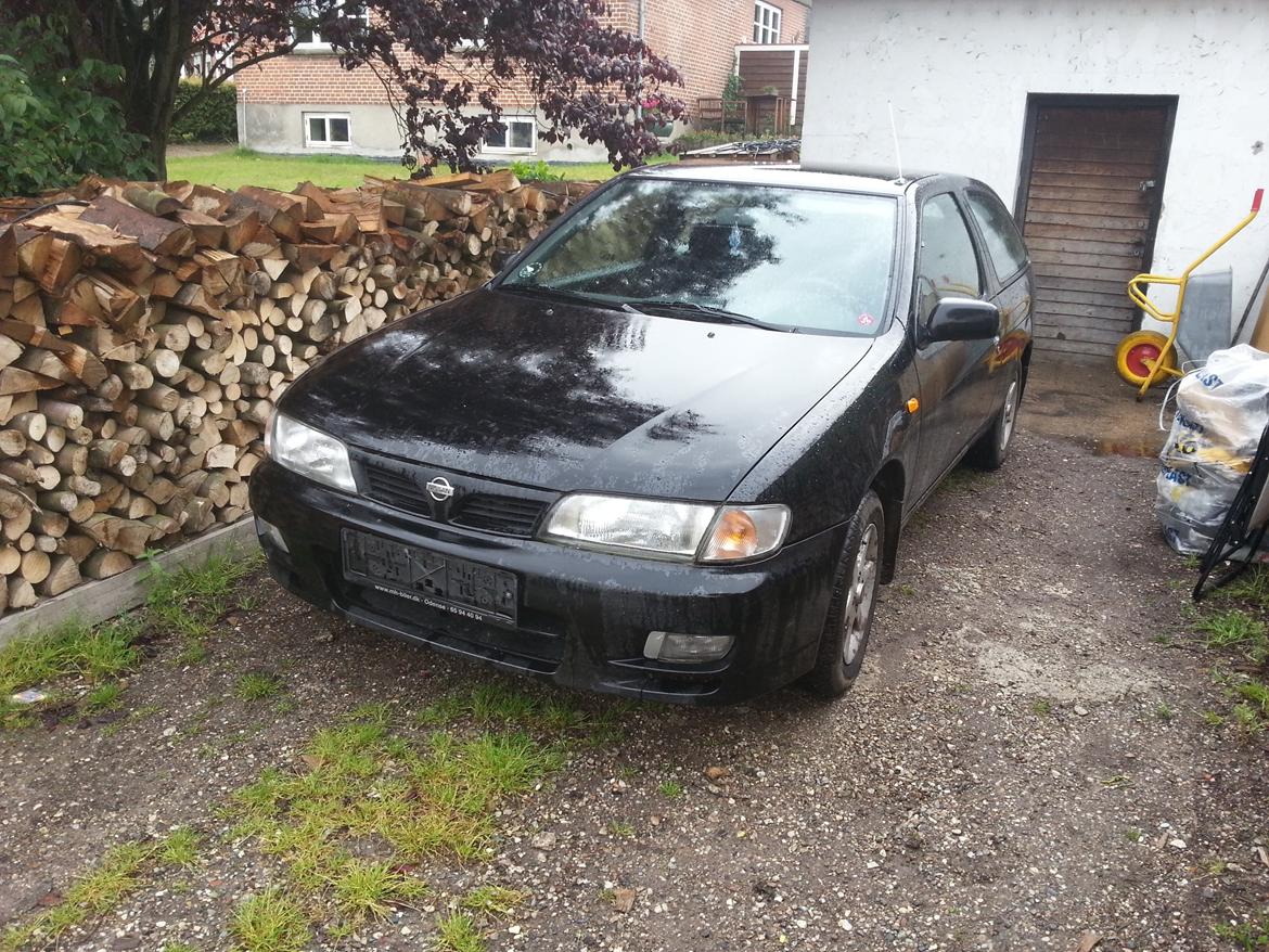 Nissan almera SR 1,6 twincam billede 2