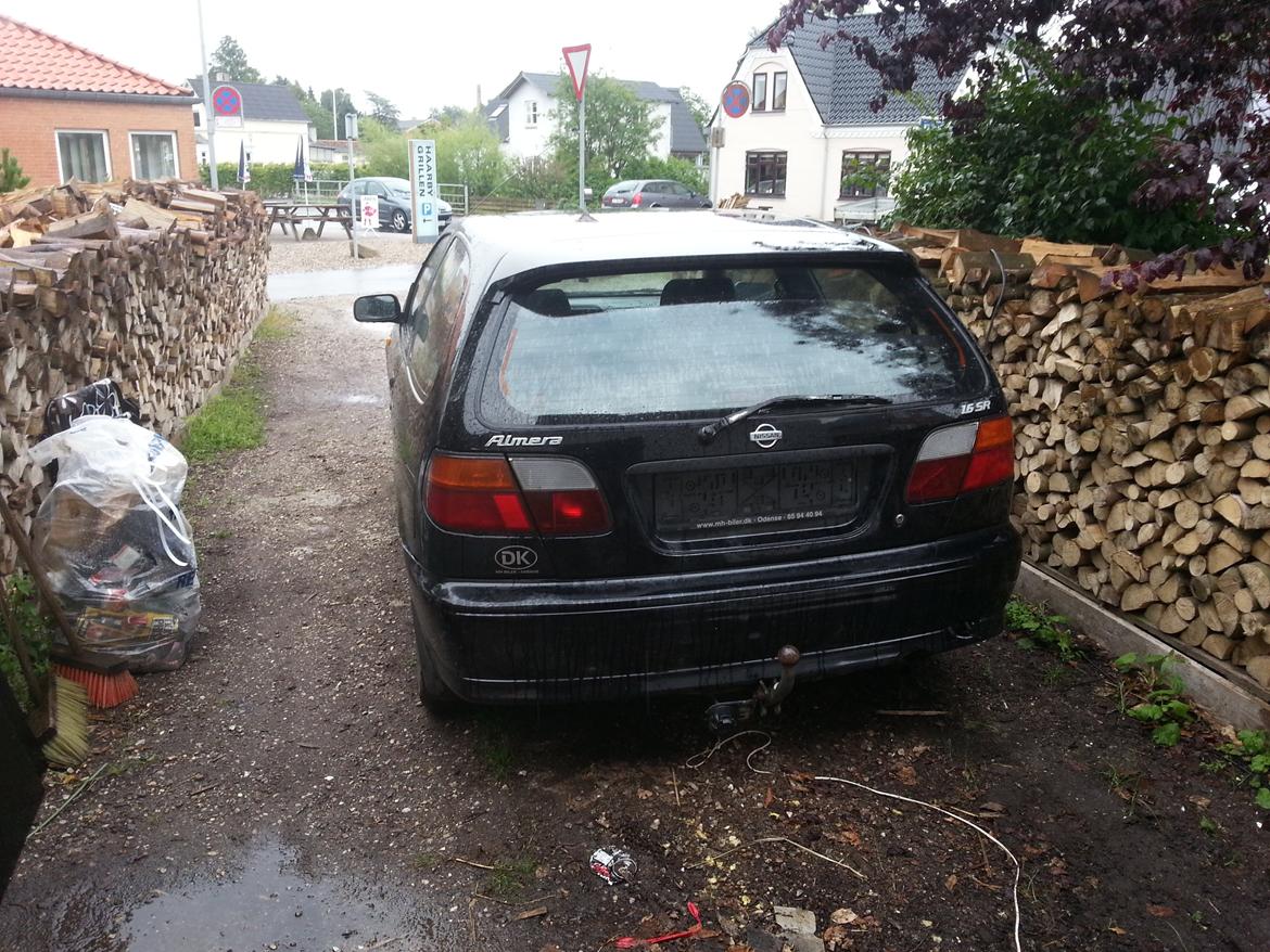 Nissan almera SR 1,6 twincam billede 3