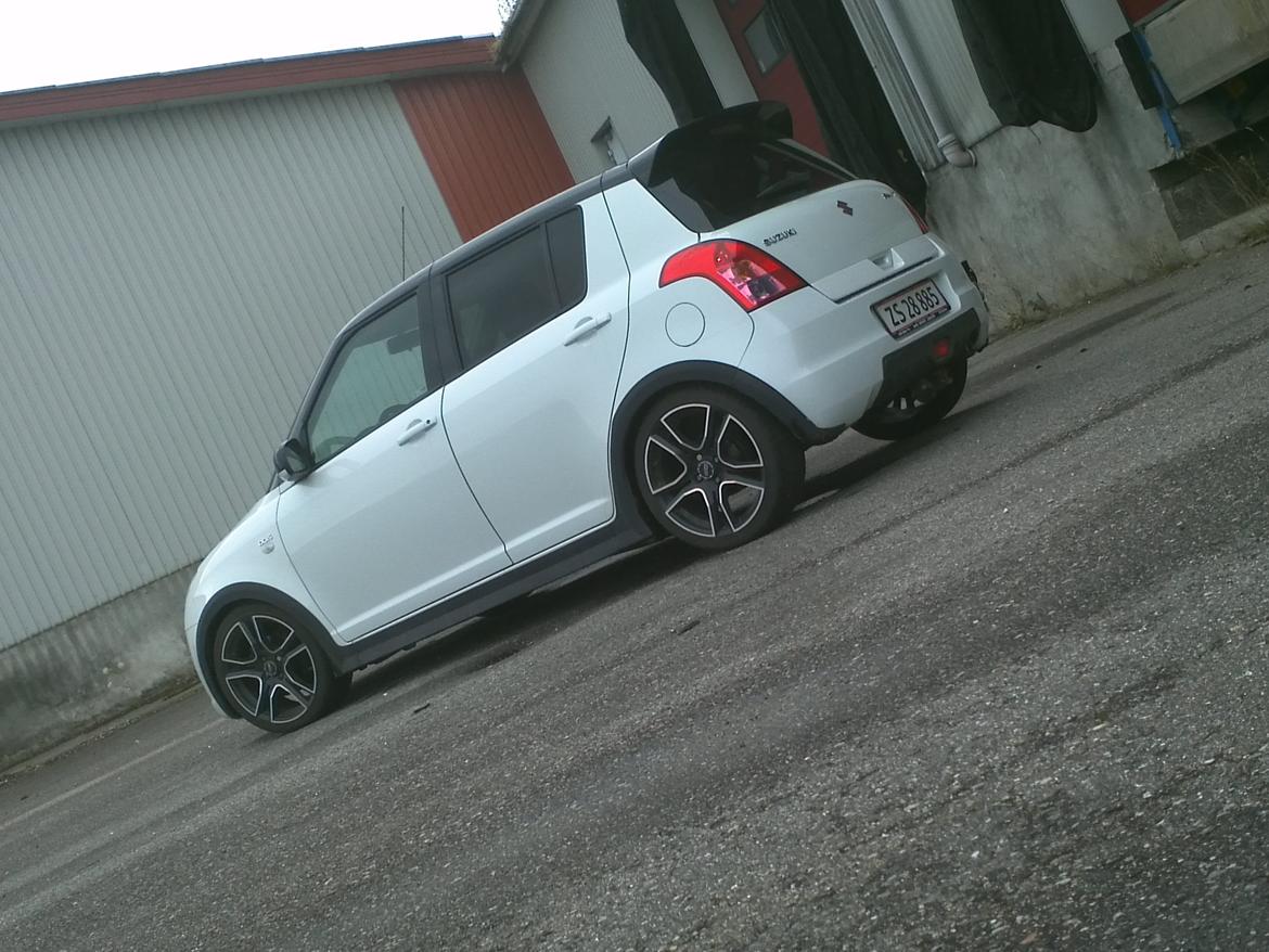 Suzuki Swift billede 1