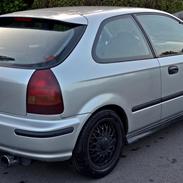 Honda Civic 1,4 iS